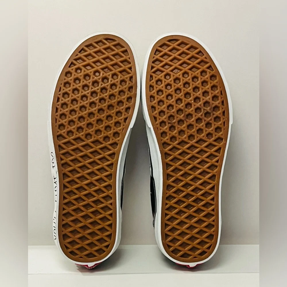 Vans x IT House Of Terror Pennywise LIMITED EDITION Skate Shoes